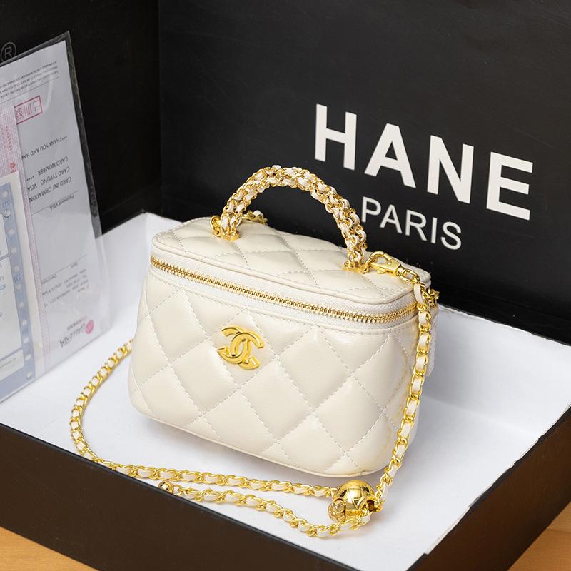 2025 Genuine Leather Diamond Lattice Crossbody Handbag - Small Fragrant Style