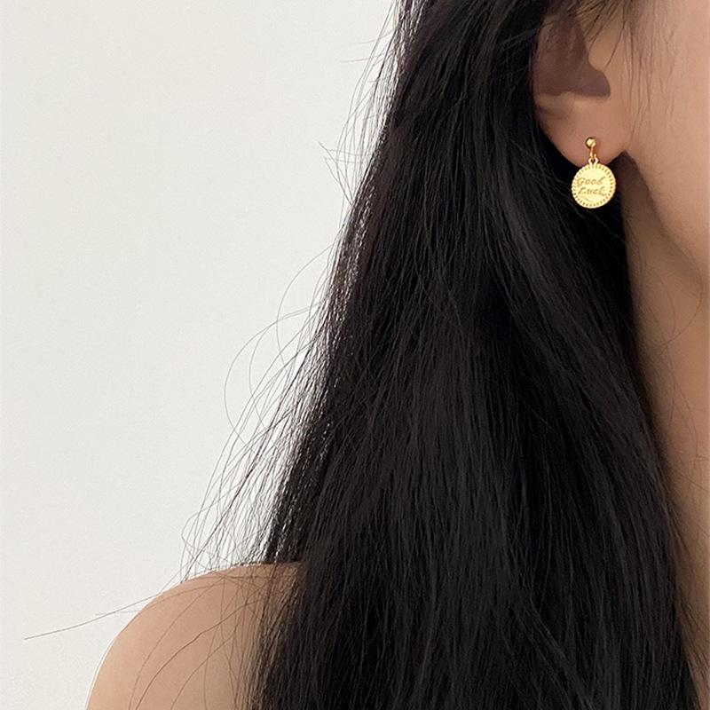 Trendy Fu s925 Sterling Silver Gold-Plated Dangle Earrings - Luxury & Versatile Design for Women