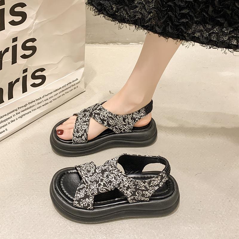 

Sandals women s summer outer wear new with skirt casual versatile platform sports beach shoes 35 чорний