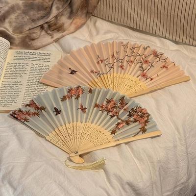 Chinesischer Japanischer Faltfächer im Vintage-Stil Kunststoffgriff Fächer für Klassischen Tanz Faltbar Bunt Faltfächer für Draußen