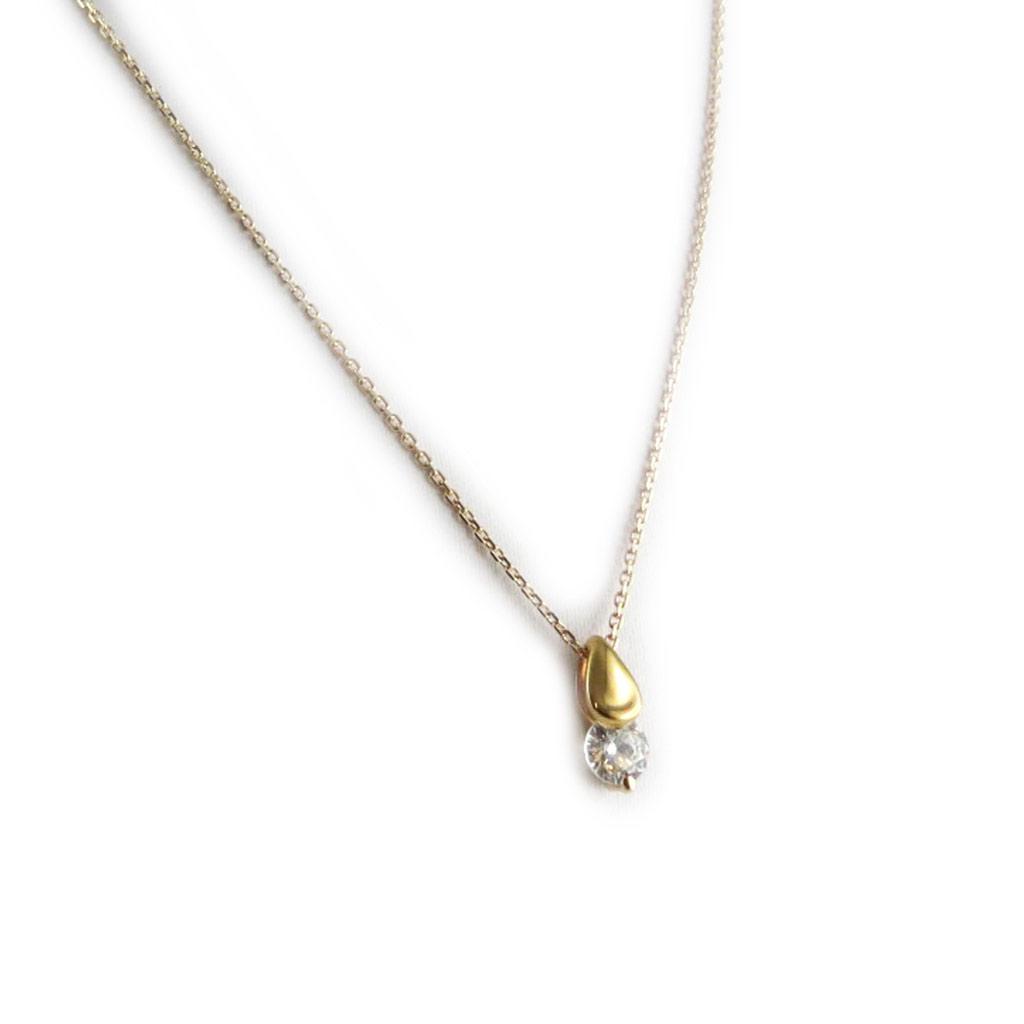 Altesse [L1744] - Pozlacený náhrdelník 'Câlin'