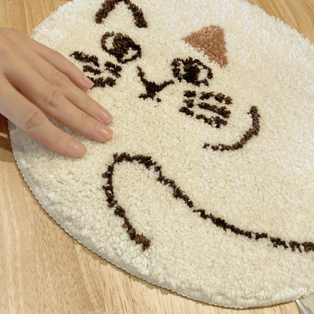 Daikai Nyafunyafu Cat Round Chair 74104 Pad, Ivory, 36cm,