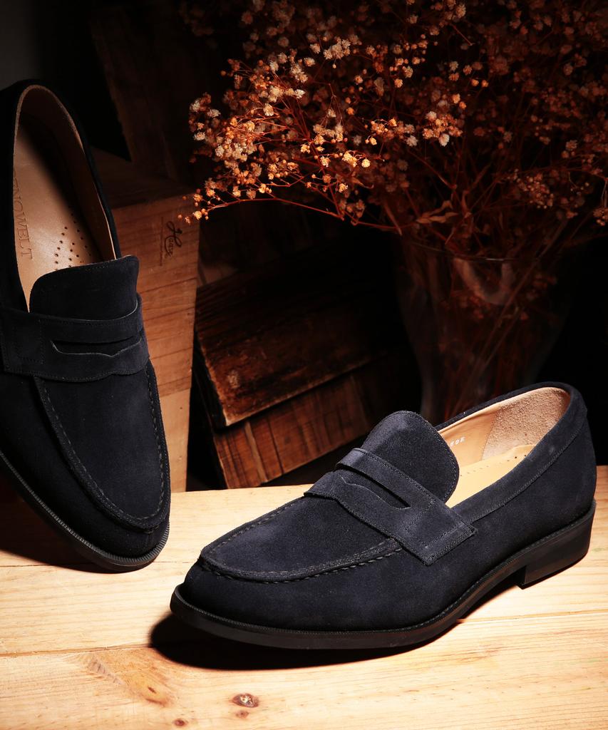 Brenowelt Cambridge Y-Tip Suede Navy Penny Loafers