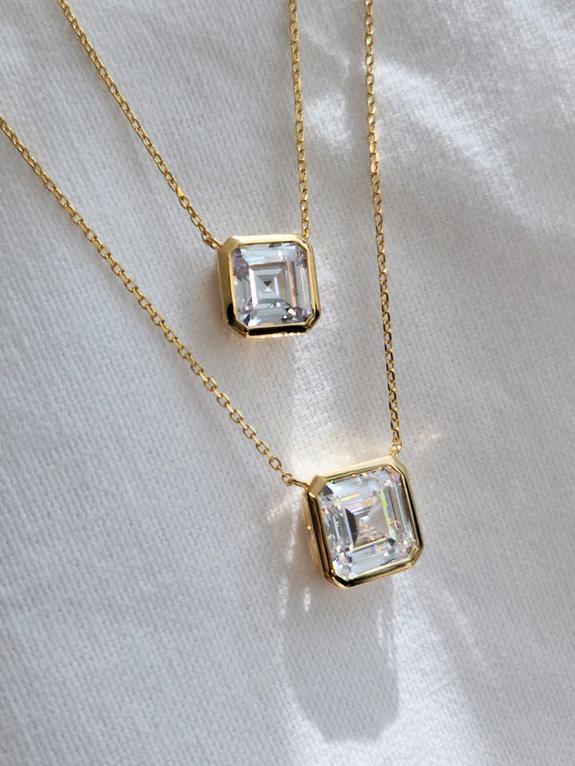 Douze 4.5 Carat Asher Cut Necklace