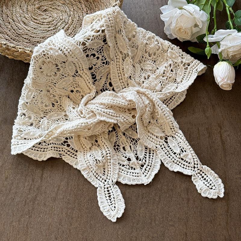 Vintage Crochet Hollow Scarf For Women Triangle Headband  Summer Lace Embroidery Neckerchief Travel Literary Po Hair Scarf