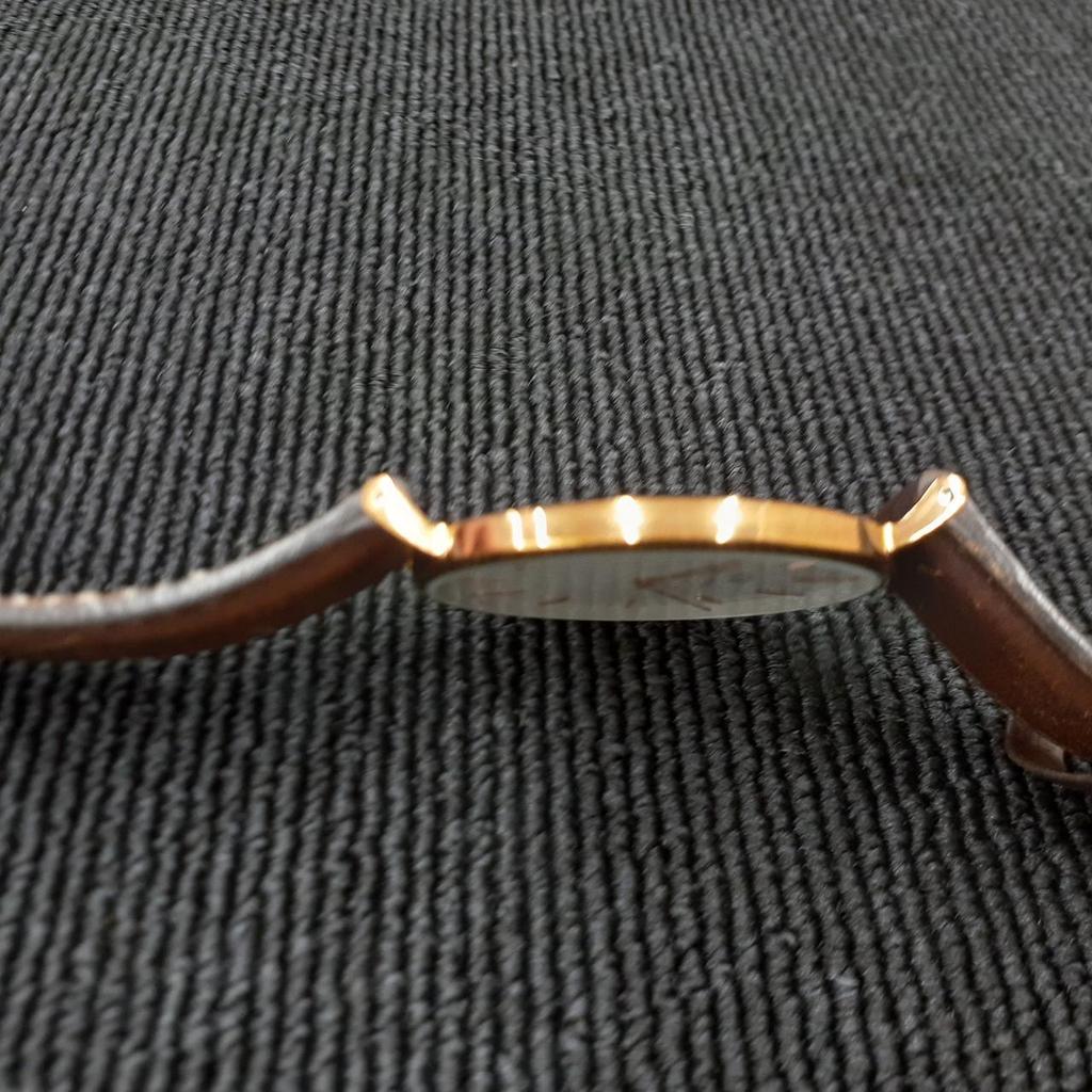 Used DANIEL WELLINGTON B40R1 Quartz Watch