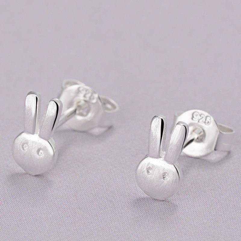 Fashion Temperament Copper Earrings with Personality Simple Earrings Small Fresh Earrings Jewelry Gift for Good Friends