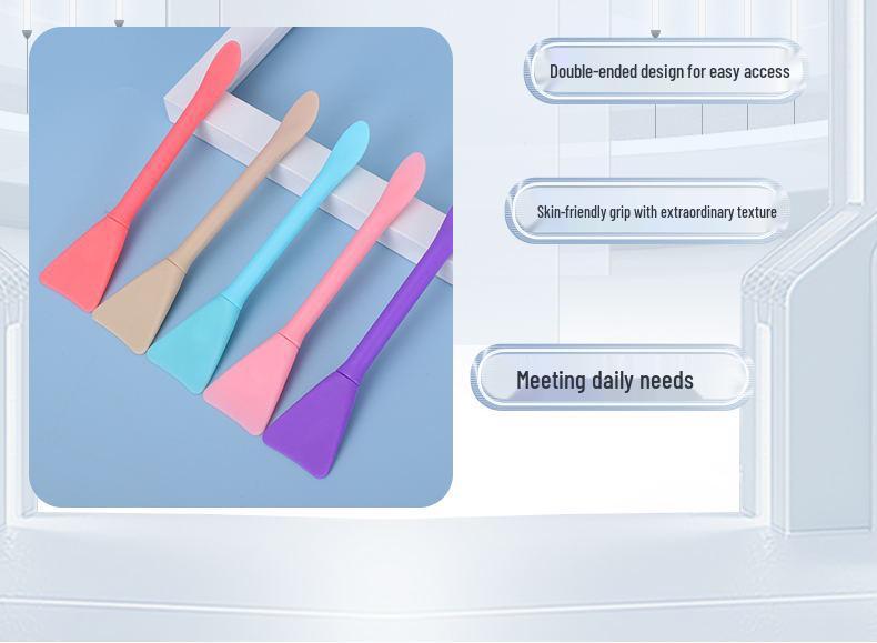 Dual-Ended Makeup Brush: Multi-Functional Mask & Silicone Applicator with Scoop for Mud Masks.