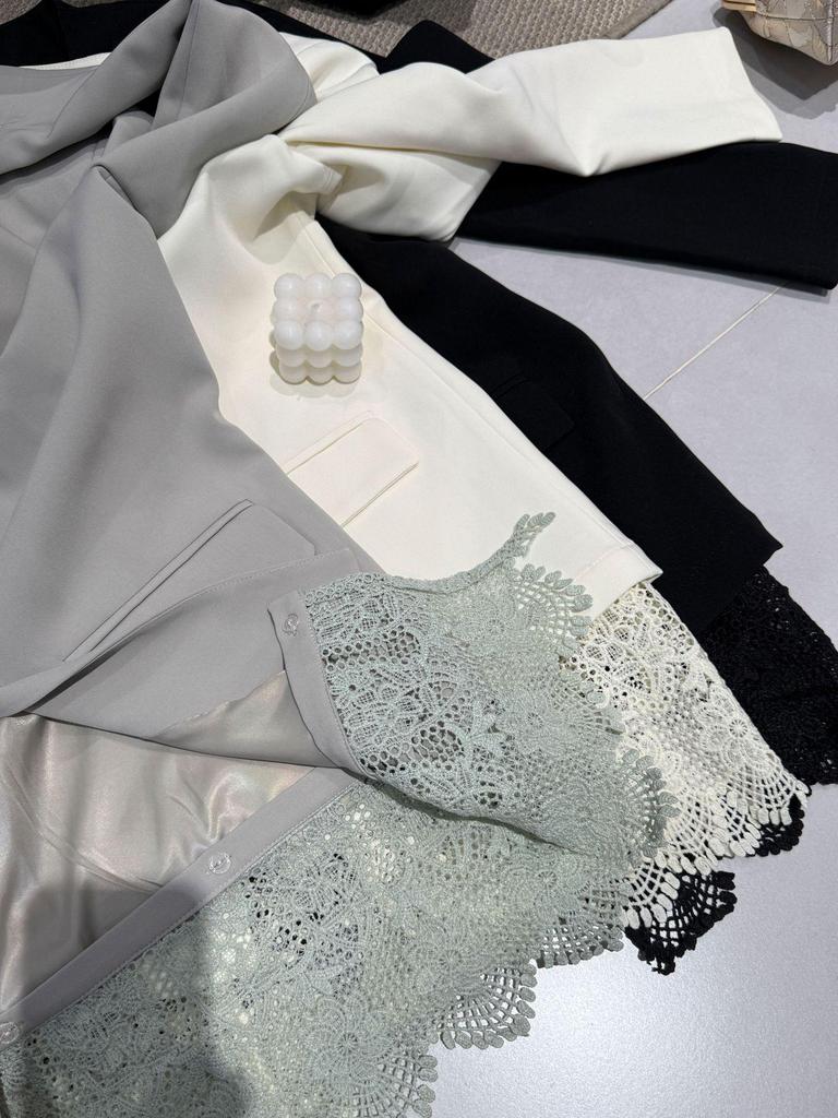 Korean V-Neck Mid-Length Patchwork Lace Suit Jacket for Women
