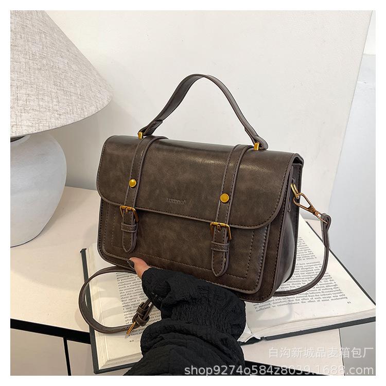 Retro commuter handbag women's 2025 new fashion personality ins Cambridge bag texture niche foreign shoulder bag