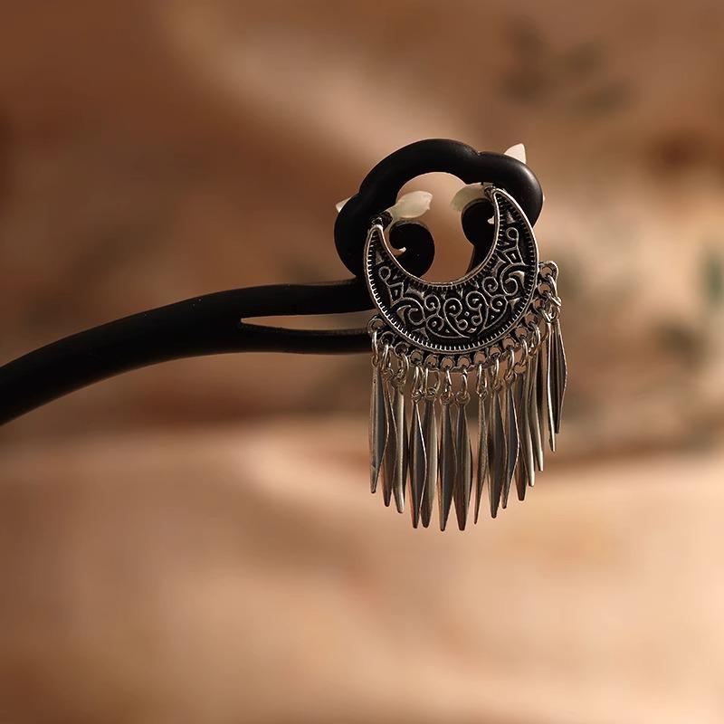 Ancient Style Hanfu Horse Face Skirt Tassel Hairpin
