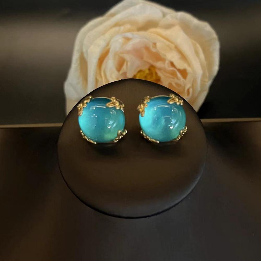 European and American Retro Court Style Natural Turquoise Necklace Bracelet Stud Earrings Niche High-end Versatile Round Glazed Suit
