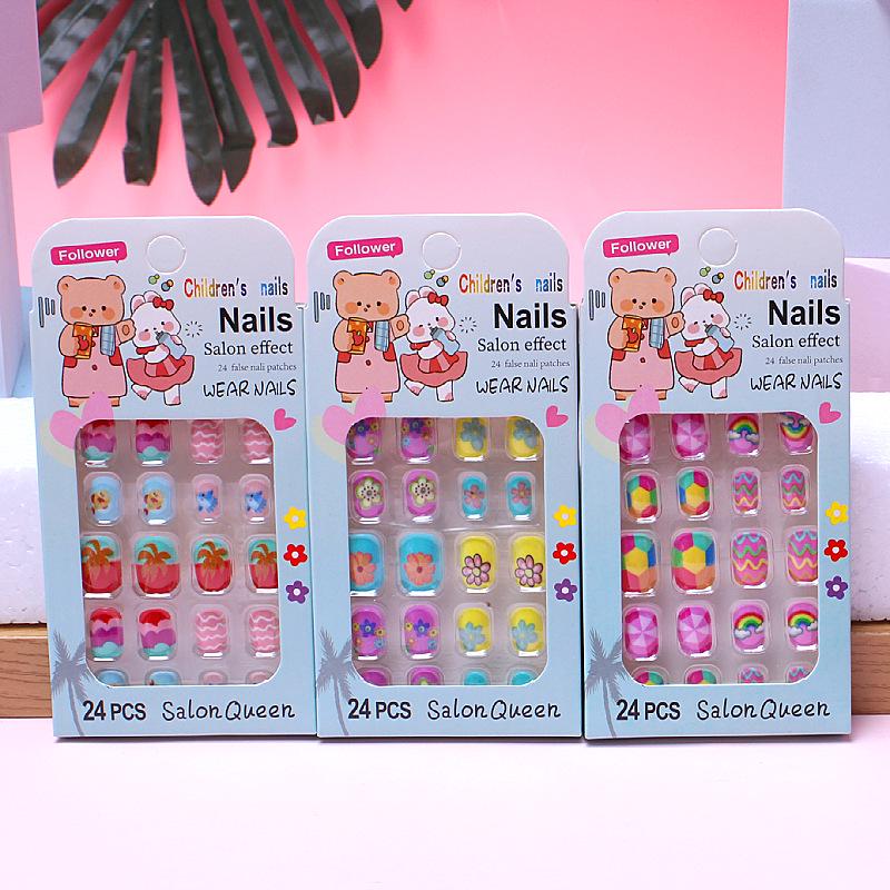 24-Piece Children's Press-On Nails: Self-Adhesive, Trendy Nail Art Stickers and Wearable Nail Accessories