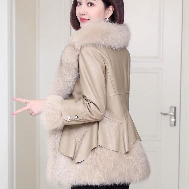 Winter Women's  Faux Fur Coats Slim V Neck Faux Fox Fur Coat Thickened PU Leather Jacket with Fur Collar