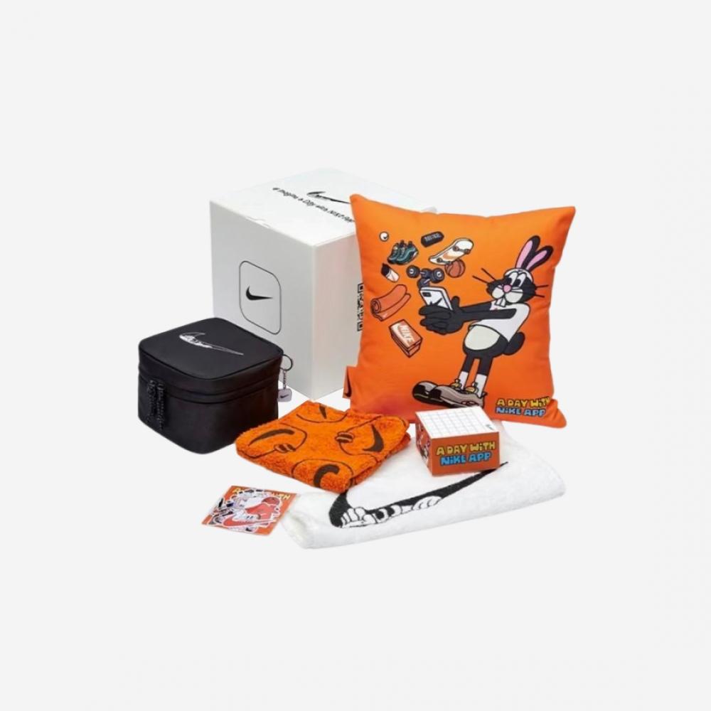 

Nike A Day с подарочной коробкой Nike App Challenge 1000 Limited