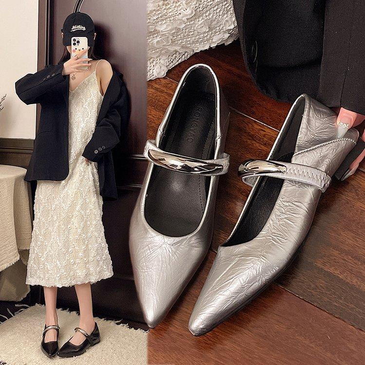 Small fragrant wind inner height increase small square head Mary Jane shoes women's shoes 2025 spring and summer shallow mouth versatile gentle even