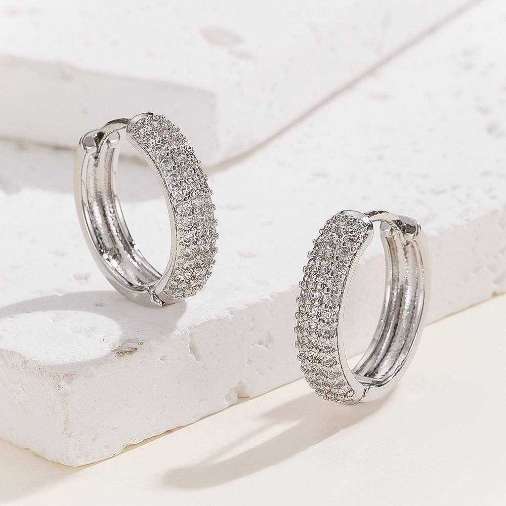 Light Luxury Crystal Circle Earrings Temperament Women Sparkling Earrings  For Women