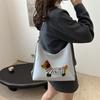 Trendy And Versatile Women's Shoulder Bag With Spacious Interior For Daily Use
