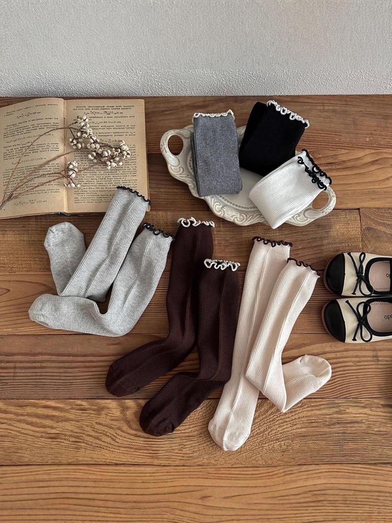 New Autumn & Winter Girls' Lace Ruffle Edge Mid-Calf Socks - Solid Color Princess Style