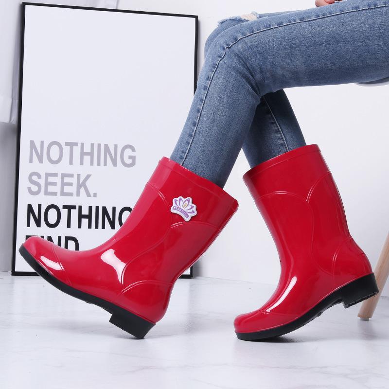 Water Shoes Velvet Cotton Women's Rain Boots Rain Shoes Anti-rubber Shoes Half Tube Water Boots Medium Tube Warm Explosion