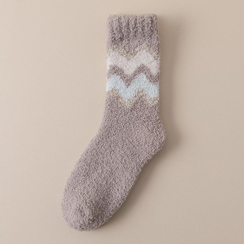 Coral Velvet Socks Women's Fall Winter Thick Mid-tube Socks Wavy Socks Warm Floor Socks