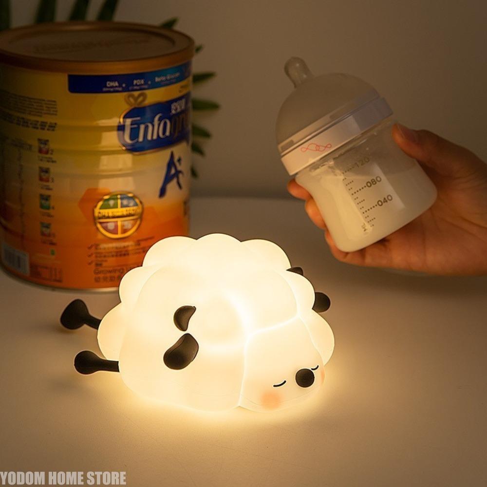 Veilleuses de nuit mignonnes en silicone Mouton Dessin animé Lampe de chambre pour décoration de chambre d'enfant Rechargeable Minuterie Variation d'intensité Veilleuse de nuit pour le sommeil