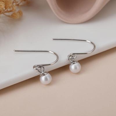 French Retro Pearl Temperament New Style Daily Commuting Elegant Earrings for Women