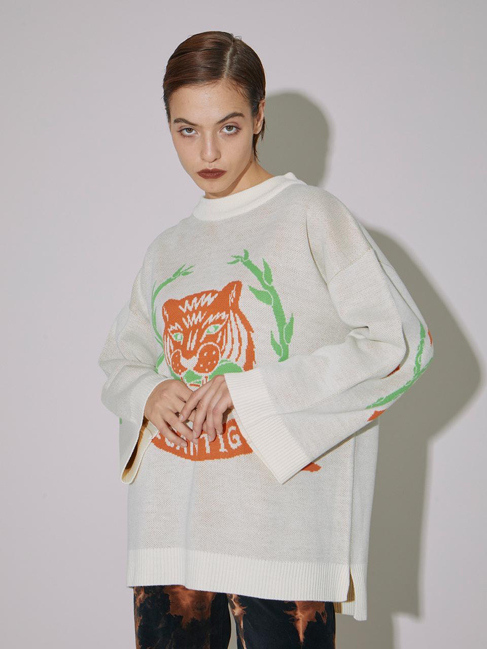 Vegan Tiger Half-Neck Knit Top (Ivory) L