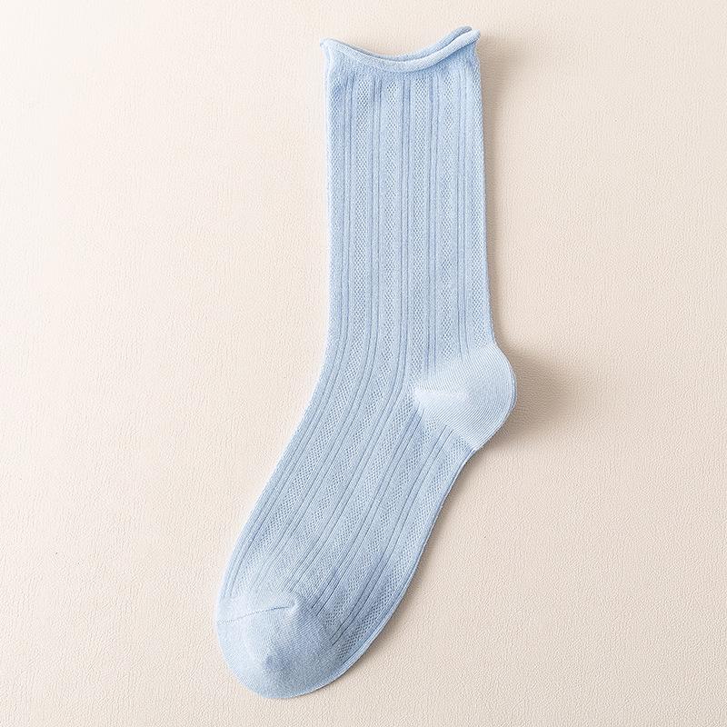 Yuxuan Women's Ice Silk Mesh Socks - Breathable, Soft, Mid-Calf Scrunch Style for Spring, Summer, and Autumn In White.