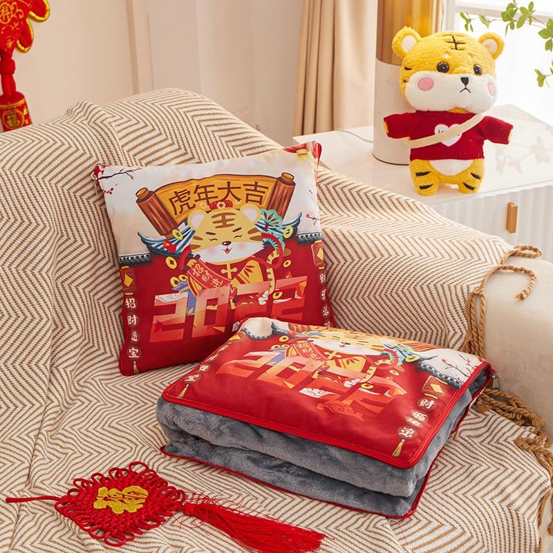 2 In 1 Chinese Style Warm Blanket Pillow Cushion Office Lunch Blanket Warm Flannel Animal Pillow Car Blanket Bedding