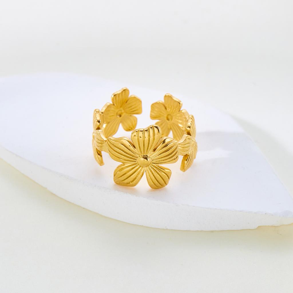 Stainless Steel Shell Rings For Women Vintage Gold Color Starfish Conch Adjustable Finger Ring Summer Ocean Beach Party Jewelry