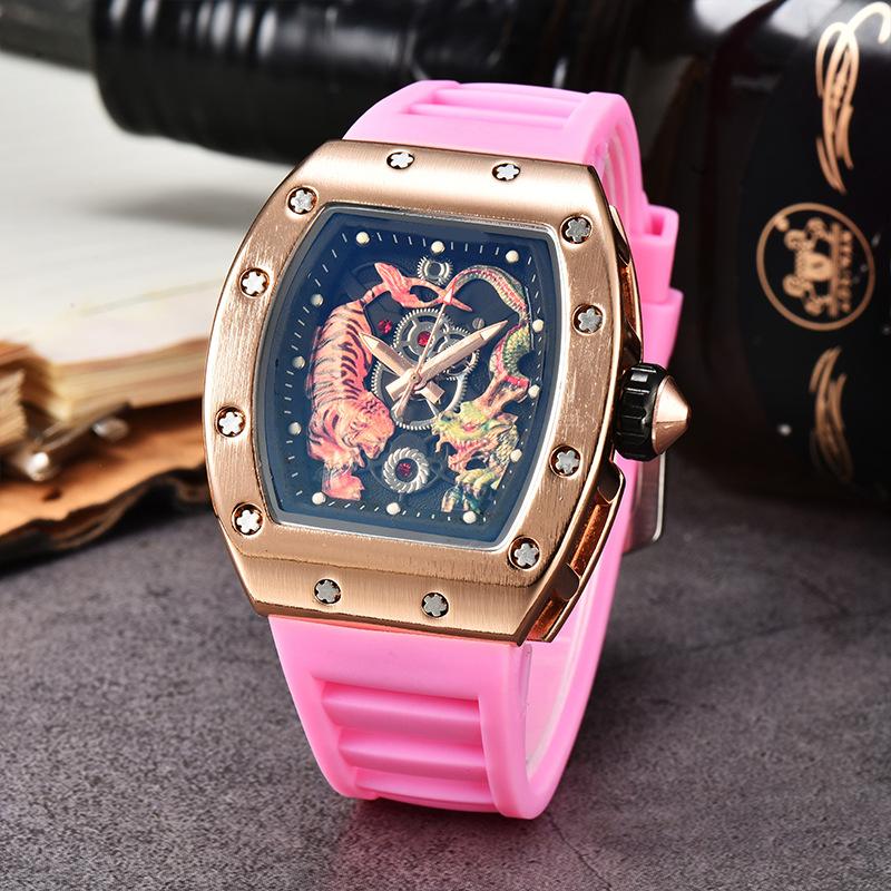 New Dragon Tiger Pattern Lassa Quartz Watch Men's Three-Pin Fashion Trend Calendar Watch