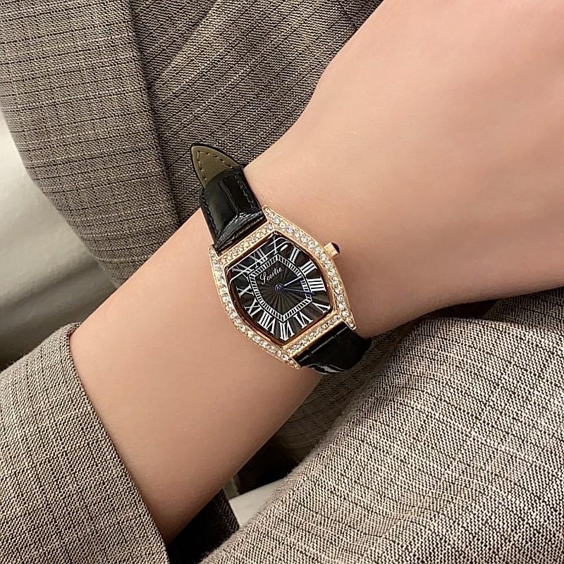Wine Barrel Fashion Watch Female Student Simple Roman Scale Diamond-Encrusted Women'S Watch Temperament
