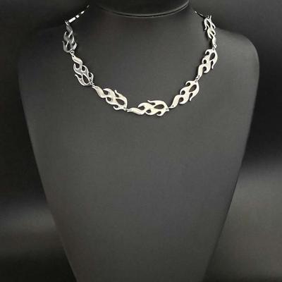 Flame-shaped Necklace, European and American Hip-hop Accessories, Simple Flame Earrings, Bracelet Wholesale.