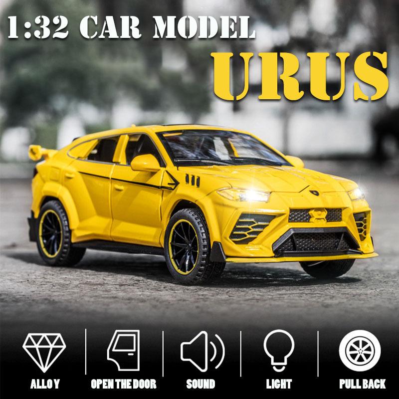 Modèle Miniature Lamborghini Urus 1:32 - Alliage, Portes Ouvrantes, Son Et Lumière - Voiture De Collection Et Jouet