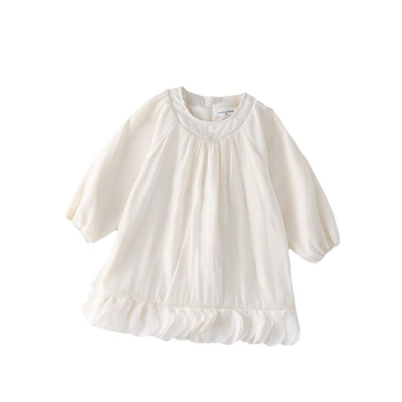 Dziewczęca sukienka księżniczki z długim rękawem w stylu francuskim z wzorem płatków na wiosnę 2025 r.