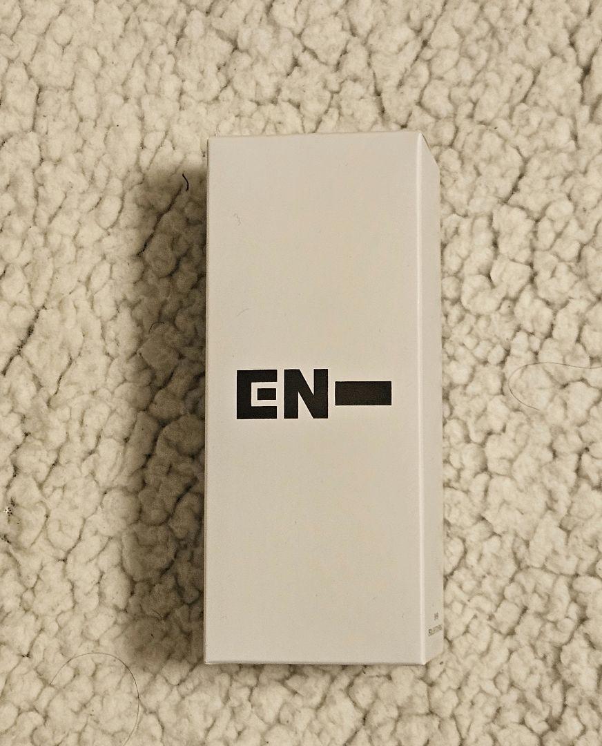 

[Б/У] ENHYPEN Мини Лайтстик Официальная ВЕРСИЯ 2 БРЕЛОК