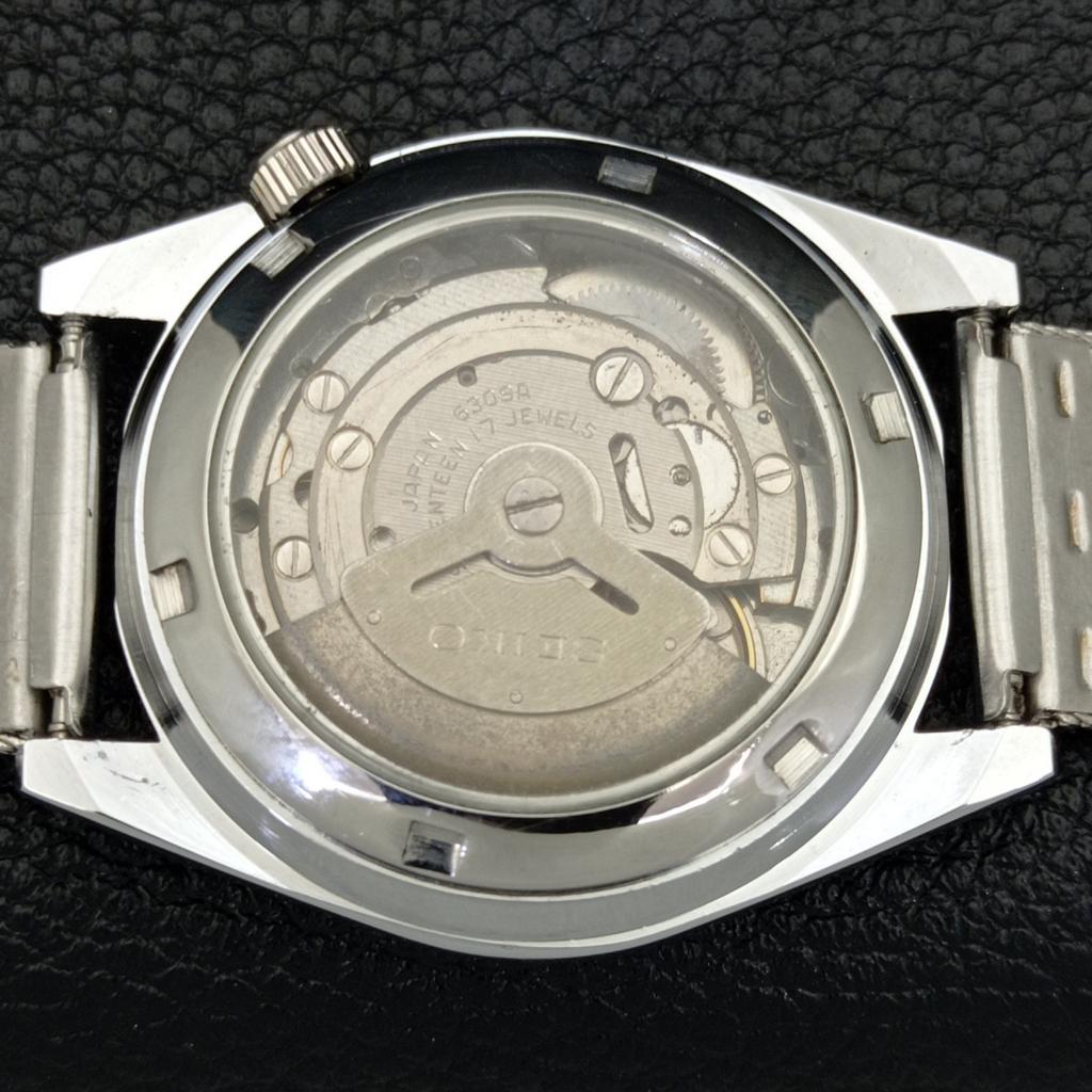 AUTOMATIC VINTAGE REFURBISHED SEIKO 5 JAPAN MENS RED COLOR DIAL WATCH a440409-4 Sk-a440409