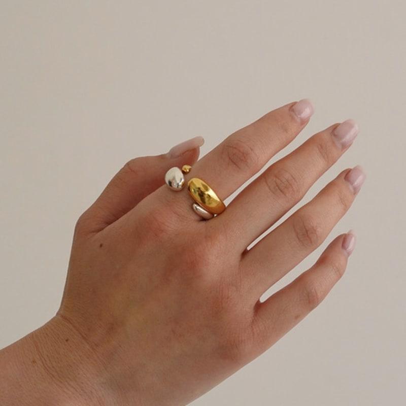 STILL INSTANT Curve Motion - Ring 02