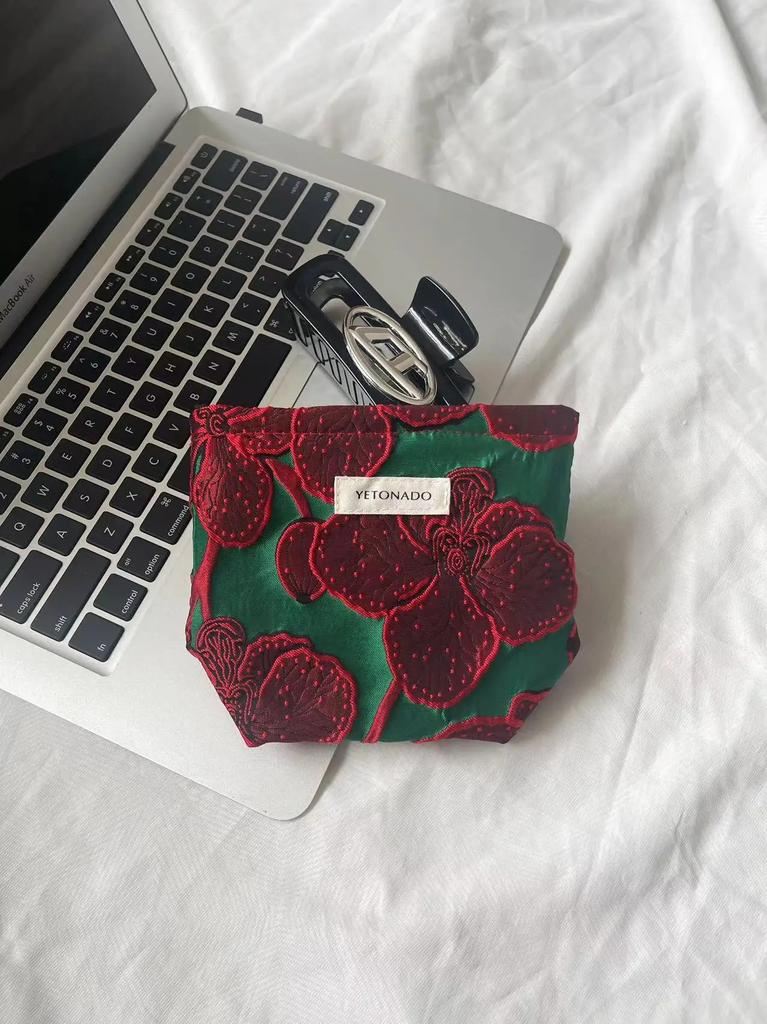 INS Style Vintage Flowers Cosmetic Bag Portable Hand Cosmetic Bag Travel Out Toiletries Storage Bag Makeup Tools Storage Pouch
