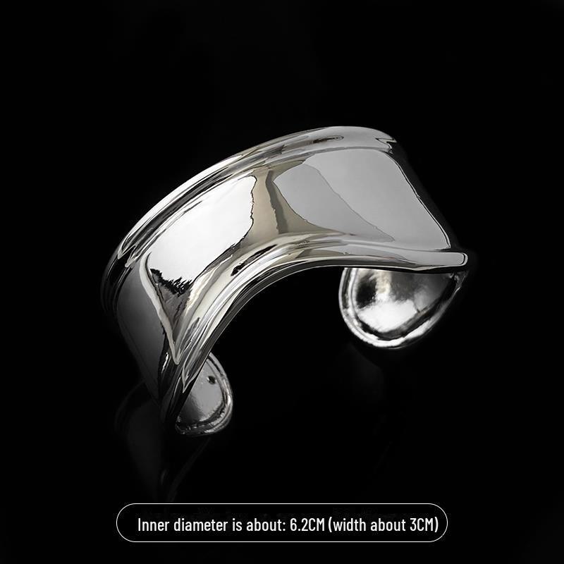 

Элегантный широкий браслет неправильной формы для женщин - холодный стиль нишевого дизайна