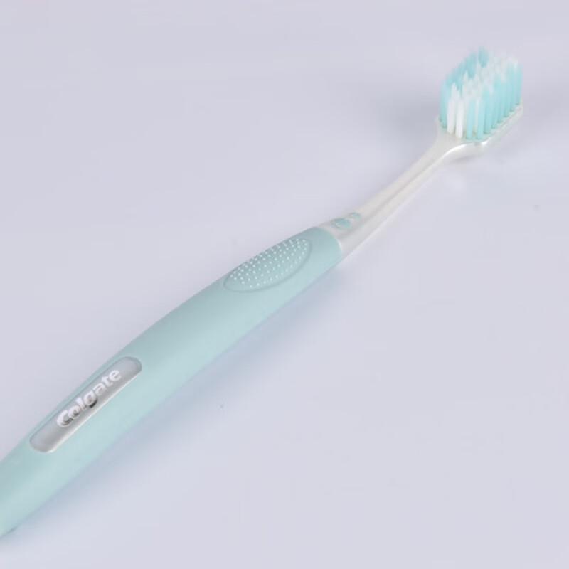 Colgate Wide Soft Cotton Silk Toothbrush Twin Pack