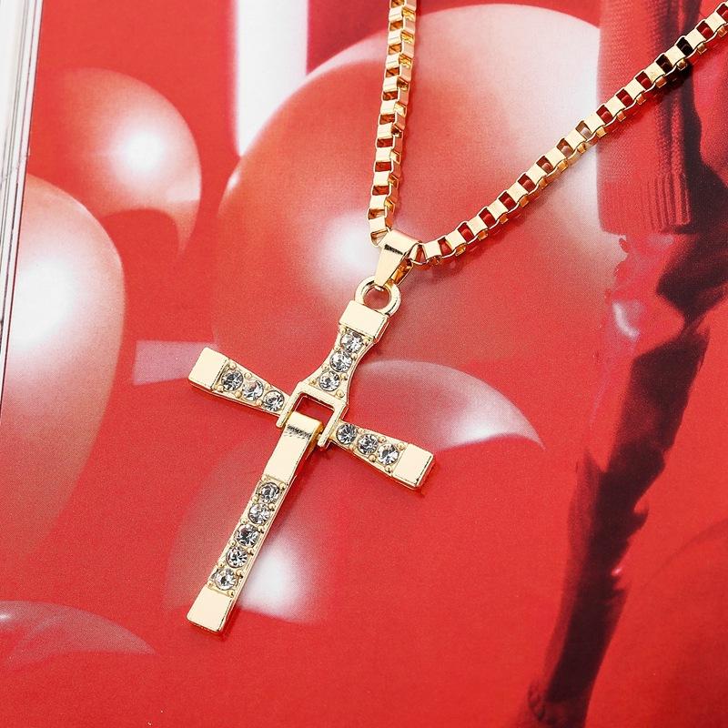 European and American Popular Jewelry, Rhinestone-inlaid Cross Necklace, Simple and Fashionable, Cross and Versatile Hanging