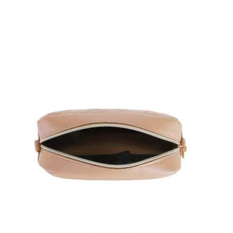 Quilted embroidery new ladies bag fashion trend simple ladies messenger camera bag