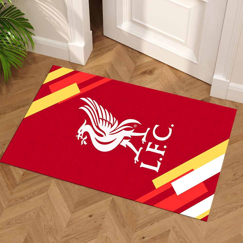 Liverpool FC Crest Floor Rug Office Rug Suitable for Decorate Room Outdoor Study Room Playrooms Antislip Carpet Anime Office Decor