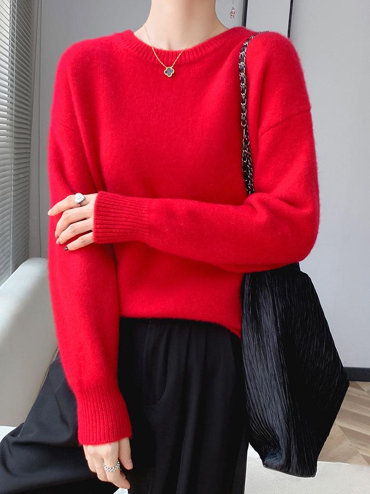 2023 Autumn/Winter Women's Drop Shoulder Pure Wool Knit Sweater - High-End, Loose, Lazy Style Inner Wear.