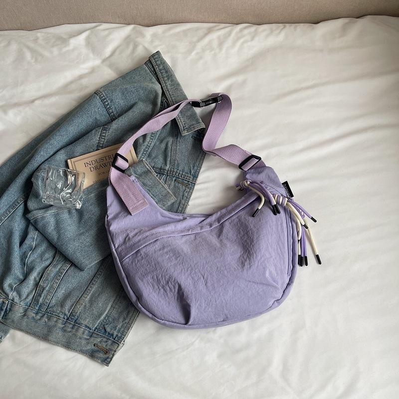 

Personalized niche design large-capacity bag 2025 spring new foreign style fashion trend women s shoulder tote bag фіолетовий