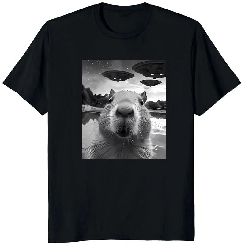 Funny Capybara Graphic Tee Shirt Men Selfie with UFOs Printed Tops Summer Casual Loose Fashion Funny O-Neck Short Sleeve T-shirt XS чёрный