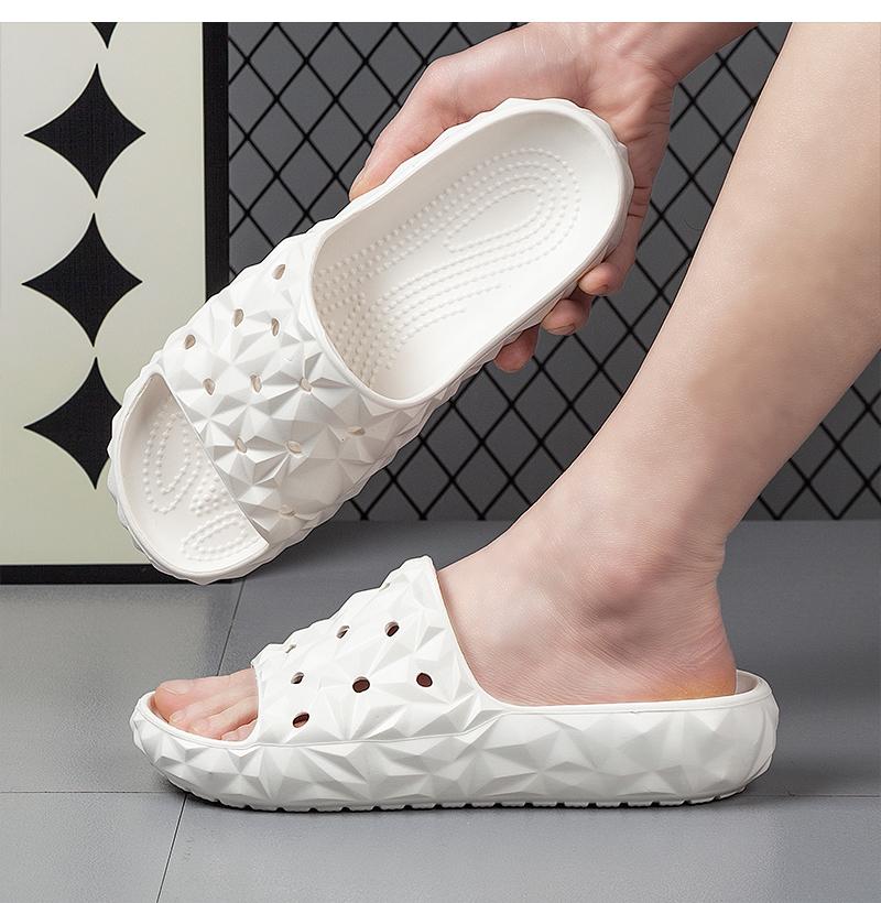 Soft-soled Slippers for Men and Women New Platform Sandals Indoor Outdoor Casual Beach Shoes for Couples EVA Non-slip Flip-flops