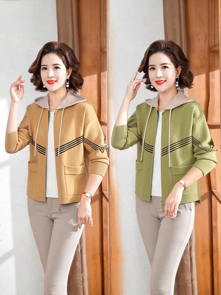 Mom's Stylish 2023 Knit Hooded Cardigan Jacket for Middle-Aged & Elderly Women